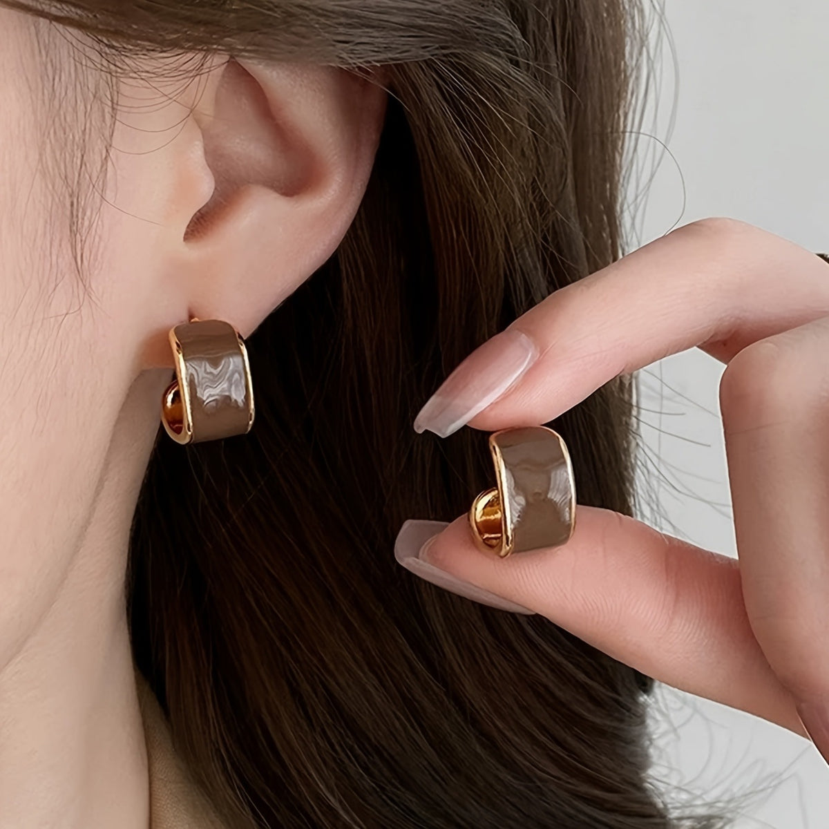 Cocoa Love Studs