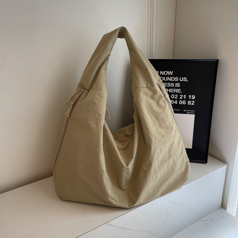 Everyday Explorer Oversized Bag