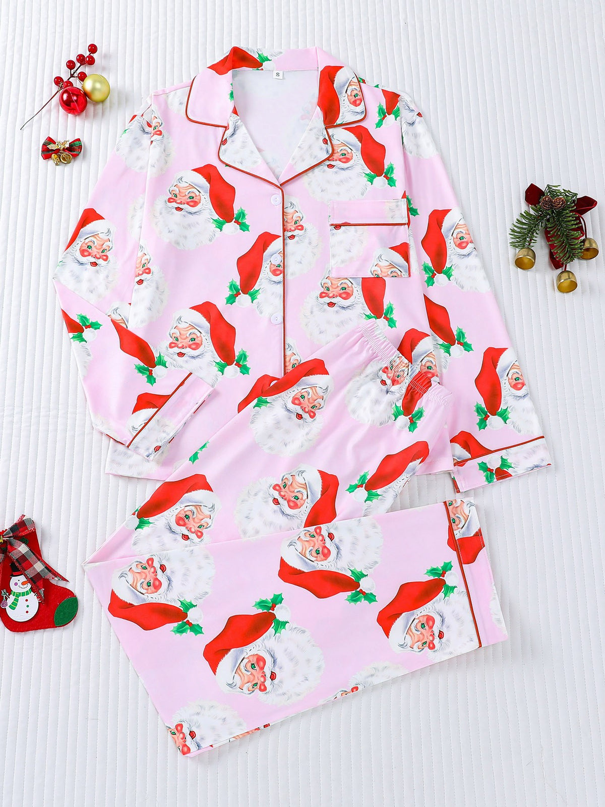 Cozy Women’s Christmas Pajama Set