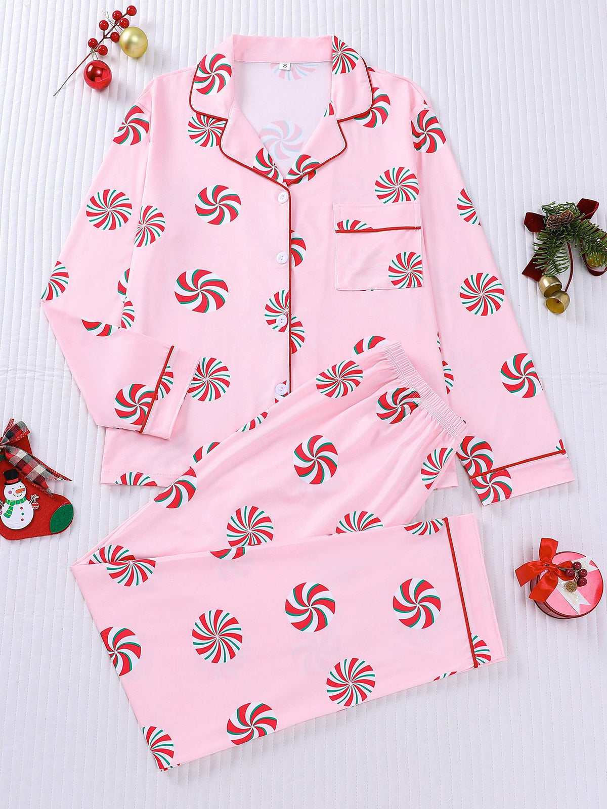 Cozy Women’s Christmas Pajama Set