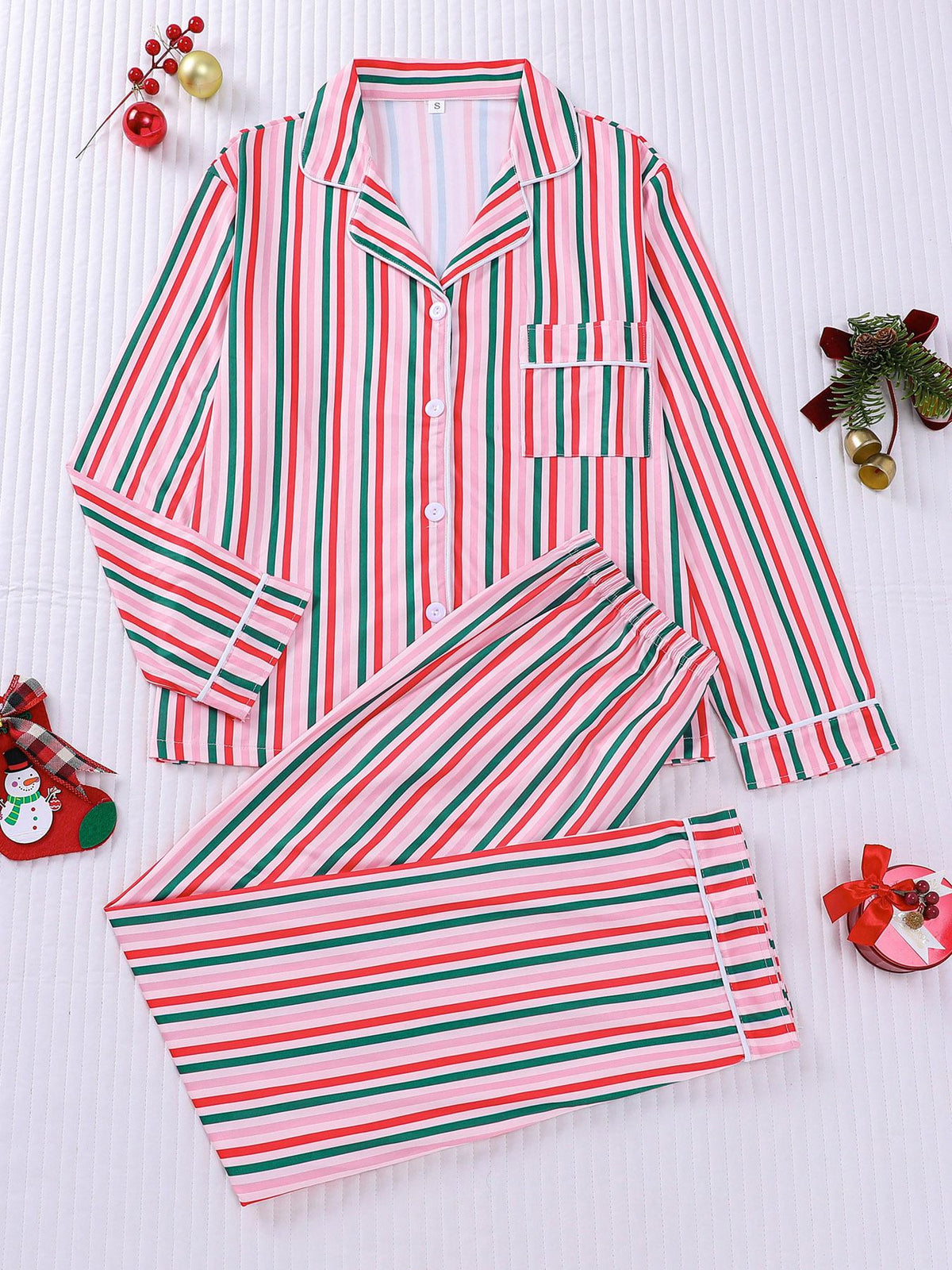 Cozy Women’s Christmas Pajama Set