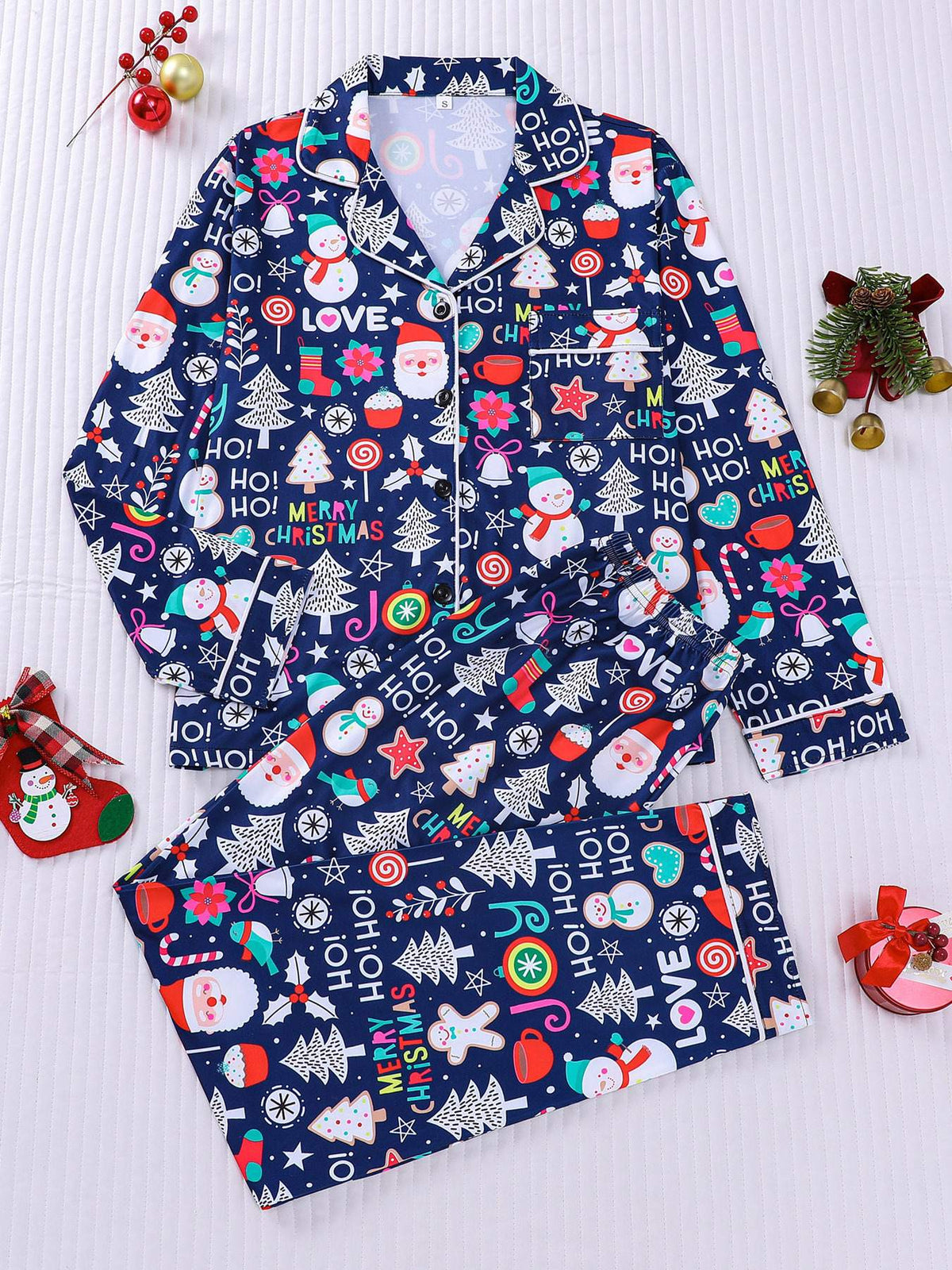 Cozy Women’s Christmas Pajama Set