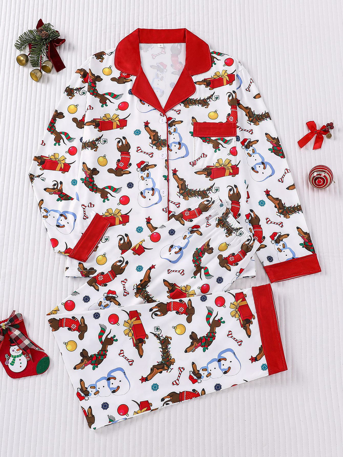 Cozy Women’s Christmas Pajama Set