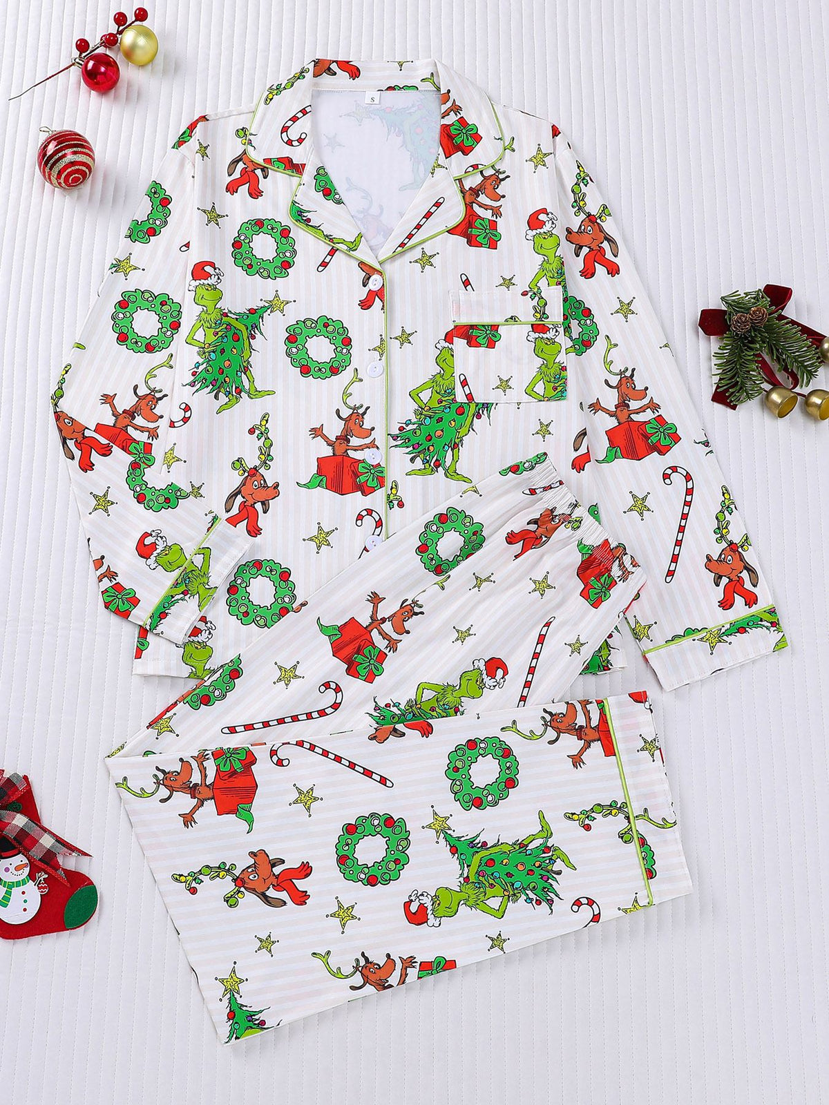 Cozy Women’s Christmas Pajama Set