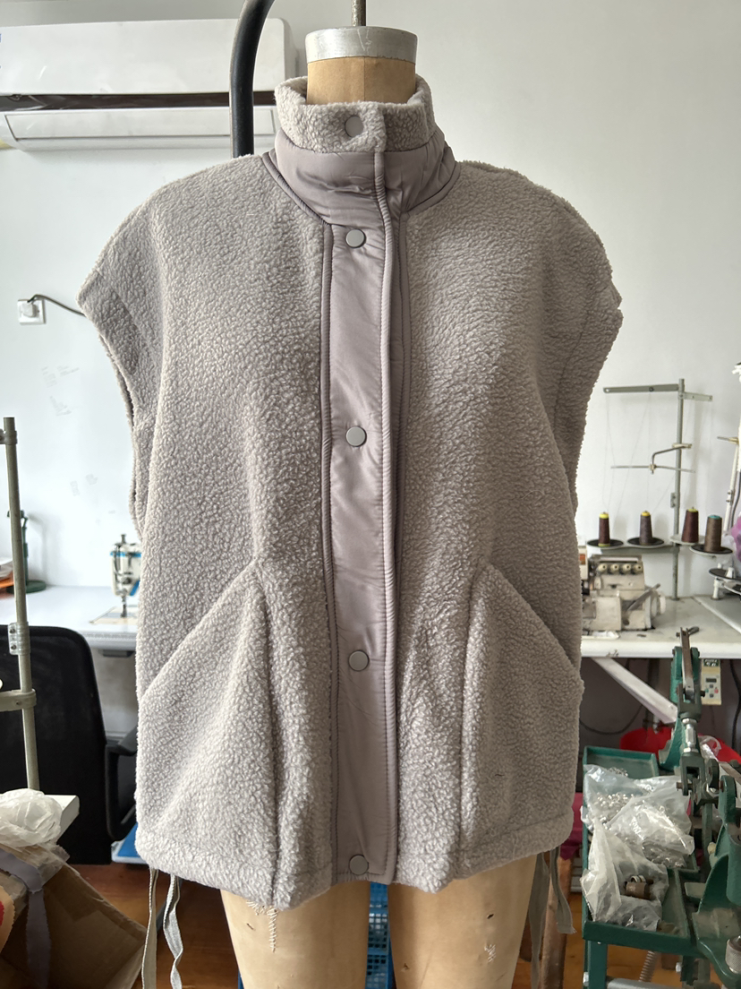 Cozy Days Fleece Vest